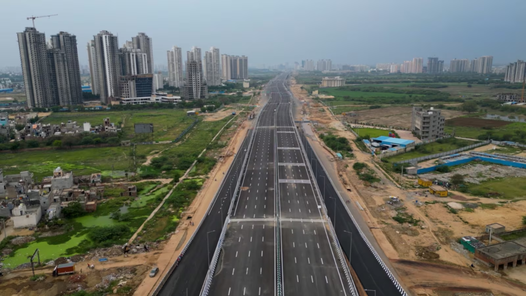 The robust growth in Dwarka Expressway